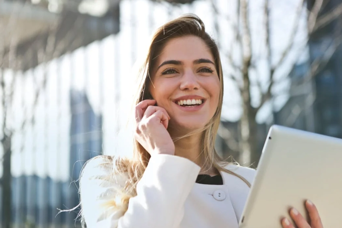 woman with healthy gums and teeth